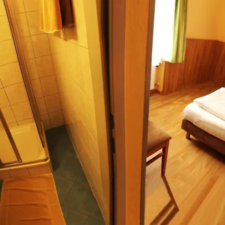 Jahn Nocleg ze śniadaniem